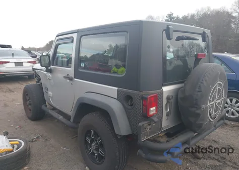 2007 Jeep Wrangler X z USA, uszkodzony, nr VIN 1J4FA24107L213622